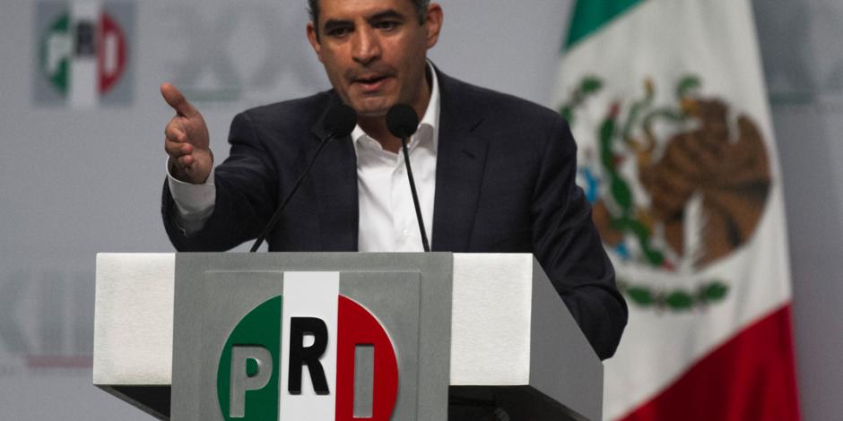 A Damián Zepeda se le nota lo novato y corrupto: Enrique Ochoa