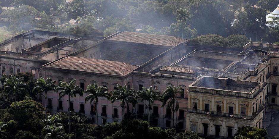 Con tecnología 3D indagan incendio en museo de Brasil