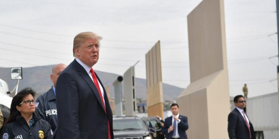 Trump, desesperado por compensar fracaso de muro, afirma NYT