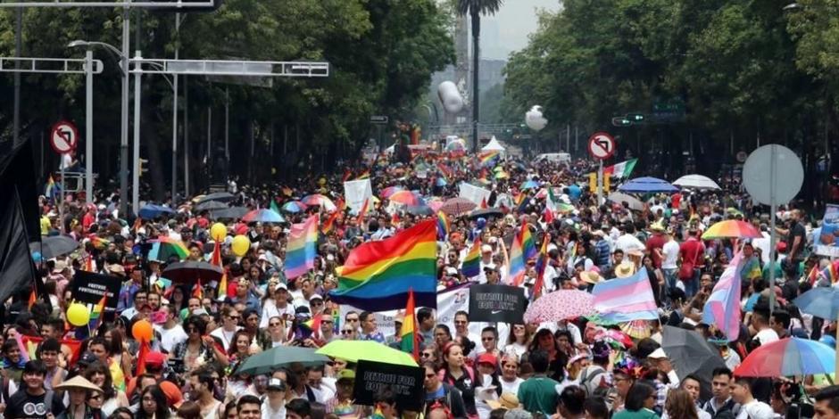 Marcha LGBTTTI se consolida como espacio de expresión, asegura Derechos Humanos