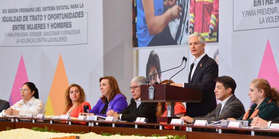Presenta Del Mazo programa para combatir la violencia contra las mujeres
