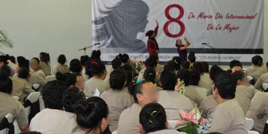 Con actividades culturales, festejan el Día de la Mujeres en el Cefereso 16