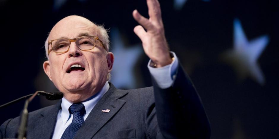 Giuliani ve estrategia para que Trump evite declarar por Rusiagate