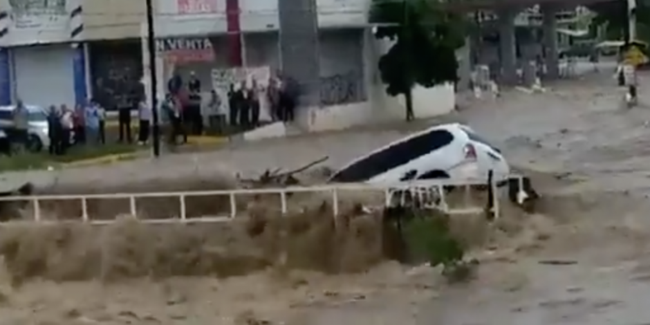 Lluvias intensas convierten en ríos calles en Sinaloa; FOTOS Y VIDEOS