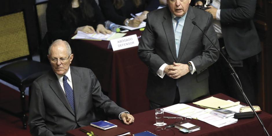Congreso de Perú debate si acepta renuncia de Kuczynski