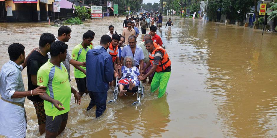 Sismos y lluvias dejan 810 muertos en India e Indonesia