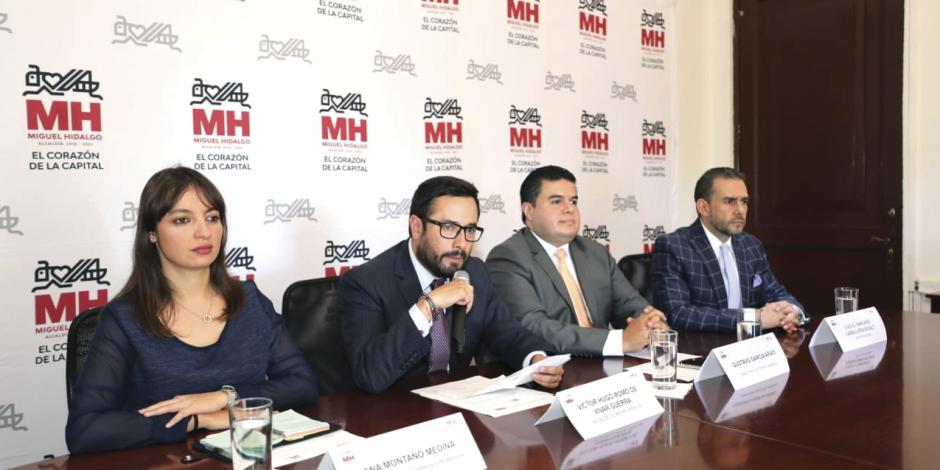 Miguel Hidalgo se disculpa por "balconear" en redes