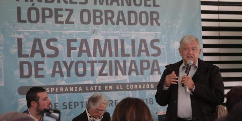 Con decreto, AMLO creará comisión investigadora de Ayotzinapa