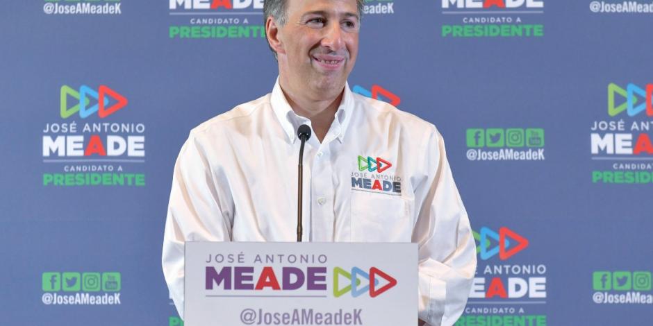 Meade pide a Obrador que le dé los departamentos
