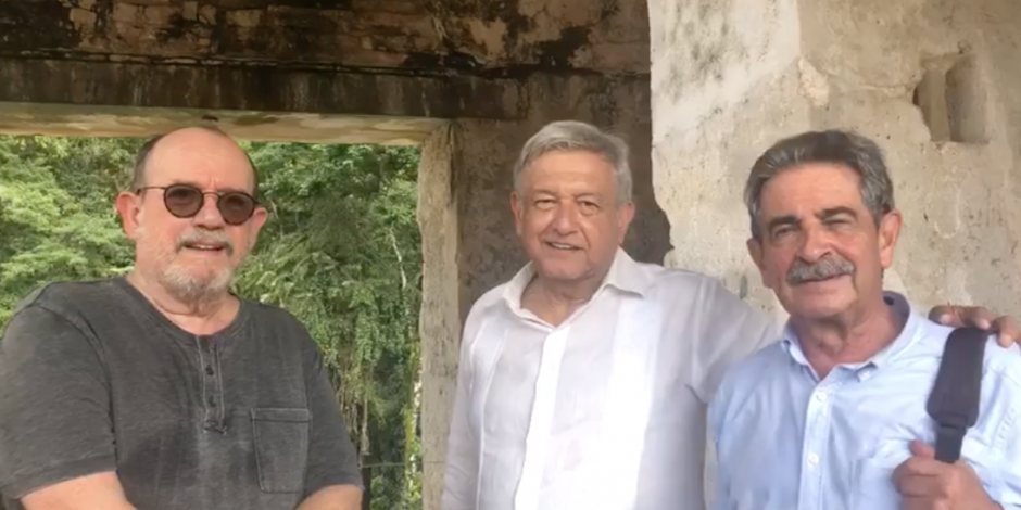 Conviven AMLO y Silvio Rodríguez en Chiapas, previo a toma de protesta