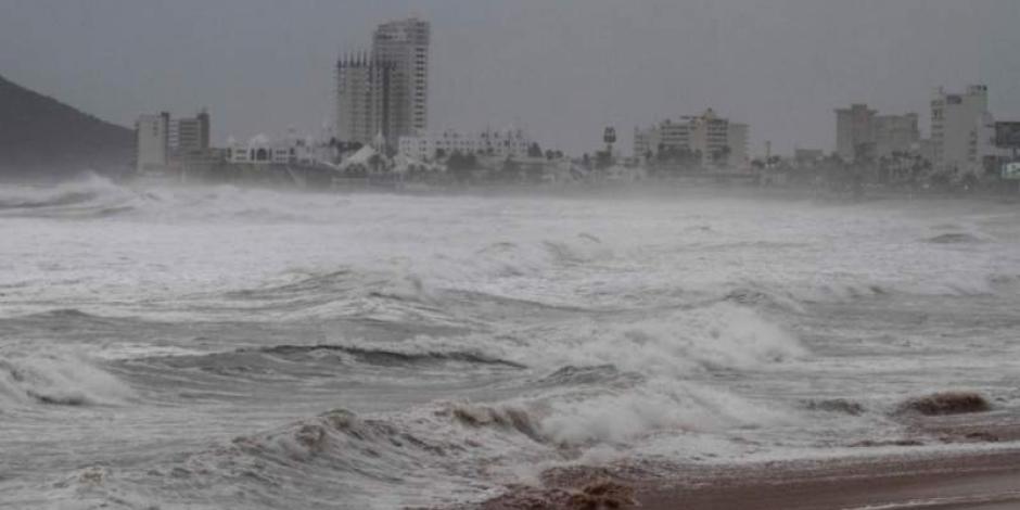 Conagua prevé que huracán Bud se convierta en categoría 4
