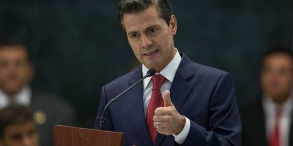 En español y en inglés, responde EPN a Trump que México no pagará muro