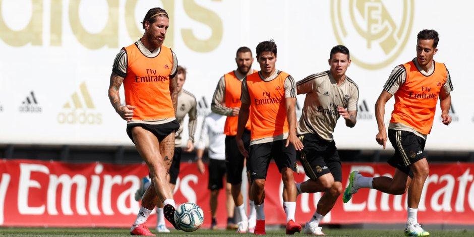 Jugadores del Madrid en un entrenamiento.