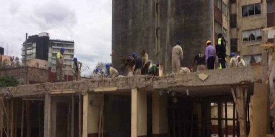 VIDEOS: Así es la demolición de edificios colapsados en la CDMX