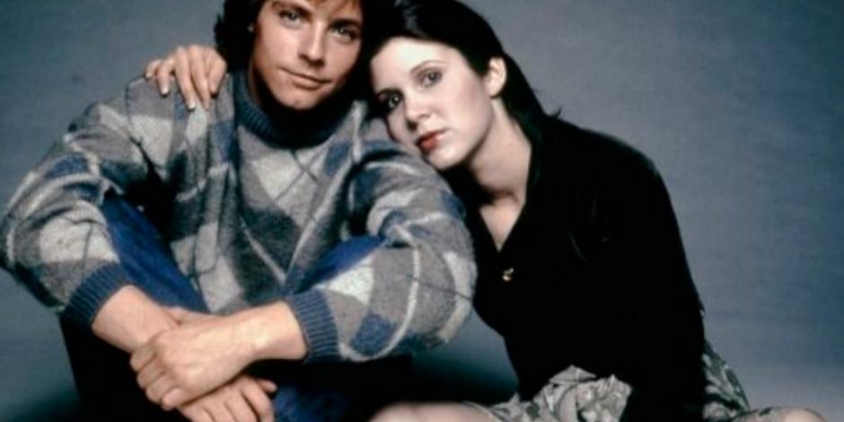 Recuerda “Luke Skywalker” a su Carrie Fisher a un año de su muerte
