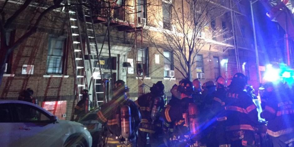Suman 12 muertos por incendio en edificio residencial del Bronx, en NY