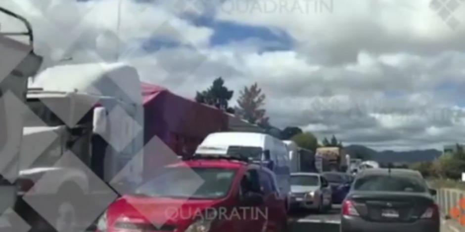 Retiran bloqueo que dejó varados a más de 100 vehículos en Nochixtlán