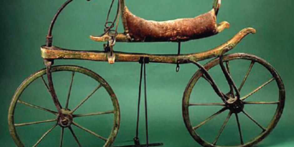 200 años de bicicletas y literatura