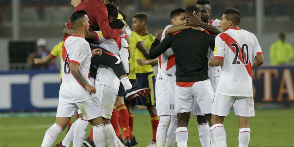 Perú va a repechaje y Chile queda fuera del Mundial