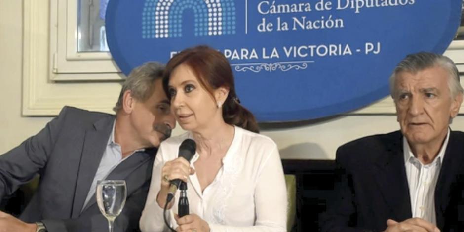 Por encubrimiento y traición, juez va tras Cristina Kirchner