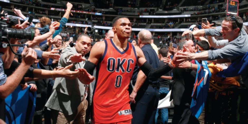 Russell Westbrook llega a 42 triple dobles e impone marca