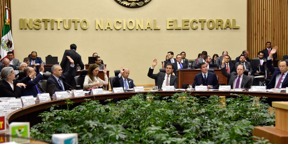 INE otorga prórroga a mandato de líder de Nueva Alianza