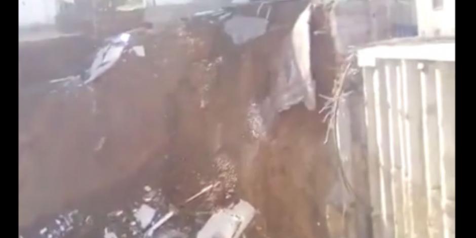 VIDEO: Derrumbe de casas en Monterrey deja un muerto