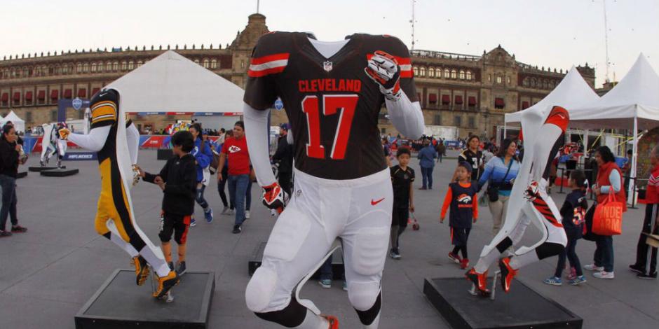 Ya inicia el Fan Fest de la NFL en el Zócalo; toma tus precauciones