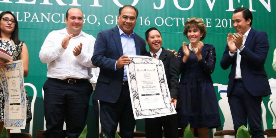 Juventud, bandera de la esperanza en Guerrero: Astudillo