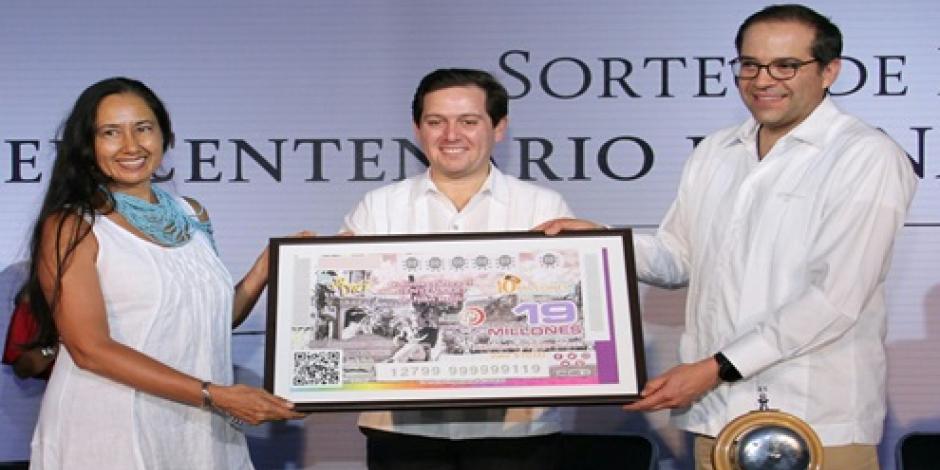 Perpetúa Lotenal a Juan Rulfo con sorteo histórico en Comala, Colima