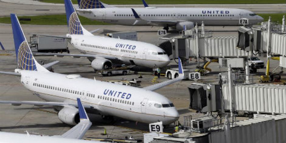 Tras escándalo, United Airlines ofrece hasta 10 mil dólares a quien ceda su asiento