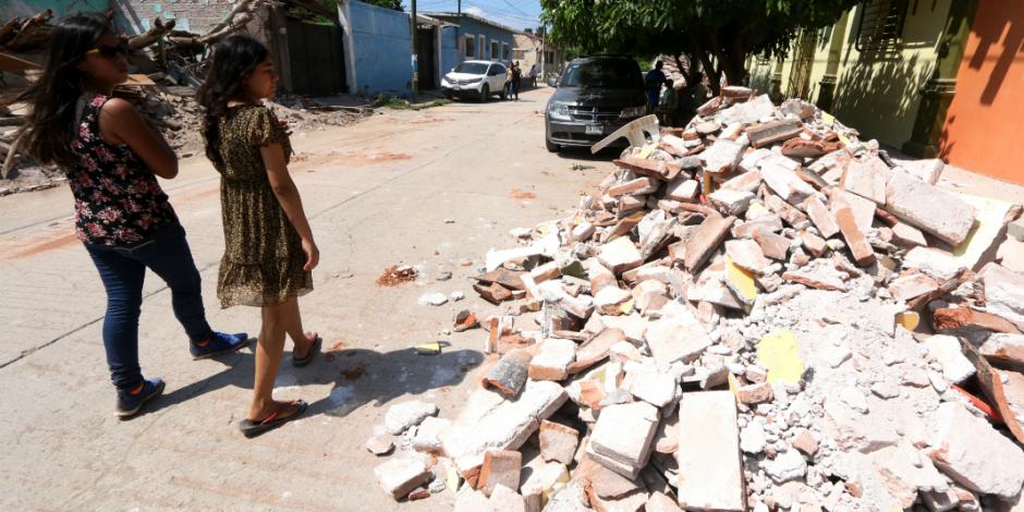 Suman 71 muertos por sismo en Oaxaca