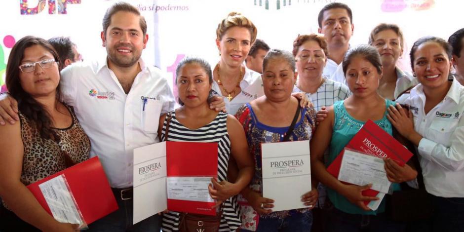 Ivette Morán de Murat encabeza gira de trabajo ”Juntos” en Oaxaca