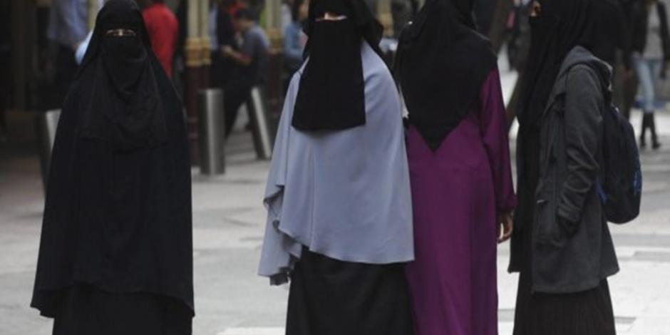 Teherán ya no arrestará a mujeres que usen vestimenta islámica