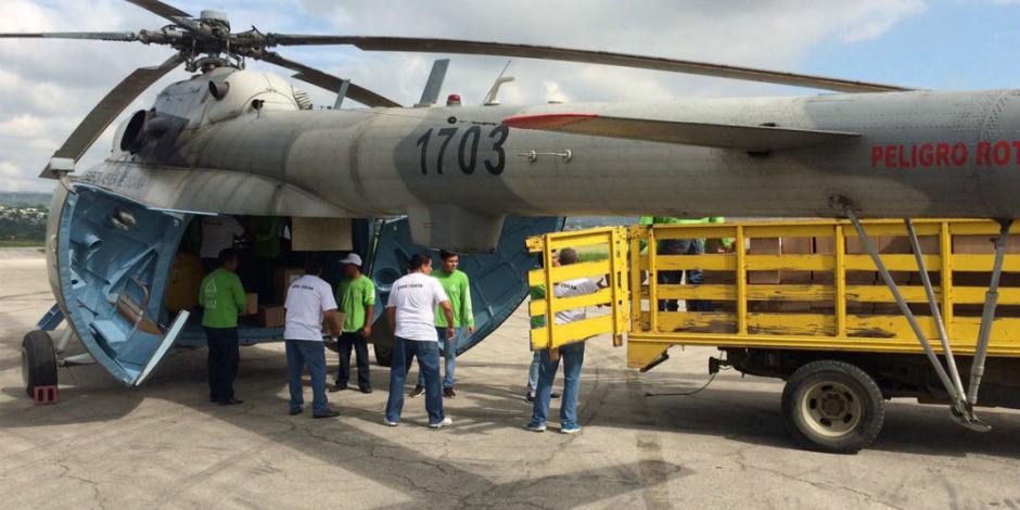 Aterriza de emergencia helicóptero que llevaba ayuda a damnificados en Chiapas