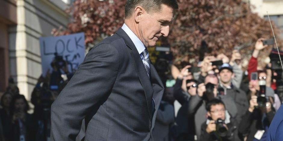Trump planea indultar Michael Flynn, pieza clave en injerencia rusa en elección de 2016