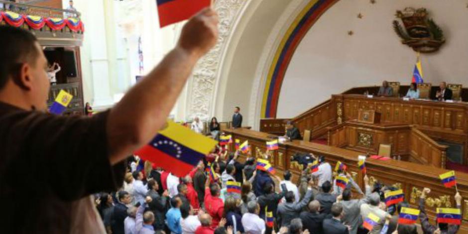 EU sanciona a otros 10 funcionarios de Venezuela