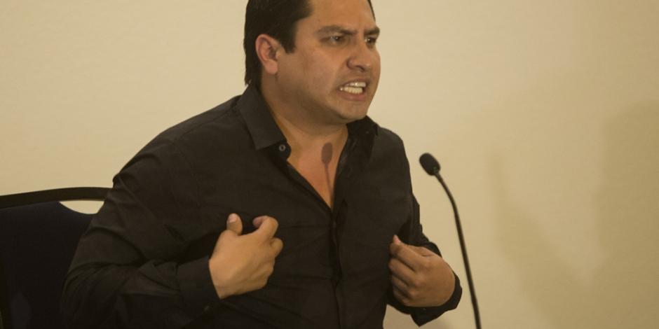 Julión Álvarez comparece ante la SEIDO por nexos con Raúl Flores "El Tío"