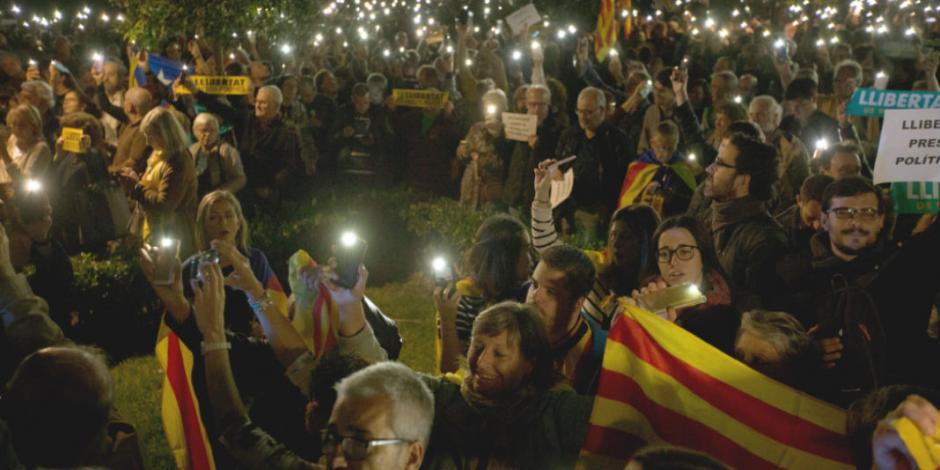 FOTOS: Protestan tras orden de prisión contra líderes catalanes