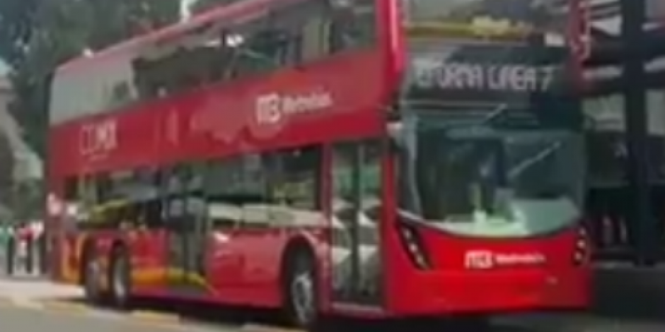 Accidente en unidad de dos pisos, por violación a protocolo, afirma Metrobús