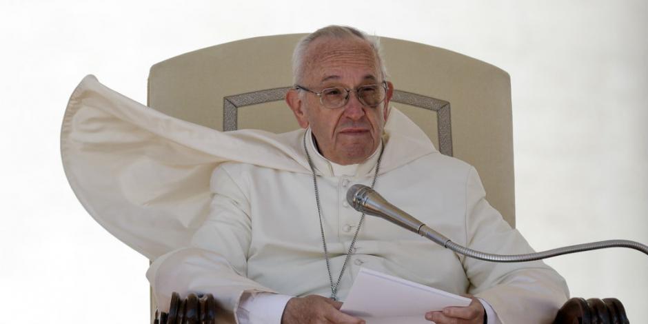 Francisco, ¿el Papa hereje? Teólogos lo acusan con carta