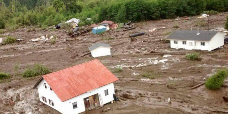 Al menos 5 muertos y 15 desaparecidos por aluvión en Chile