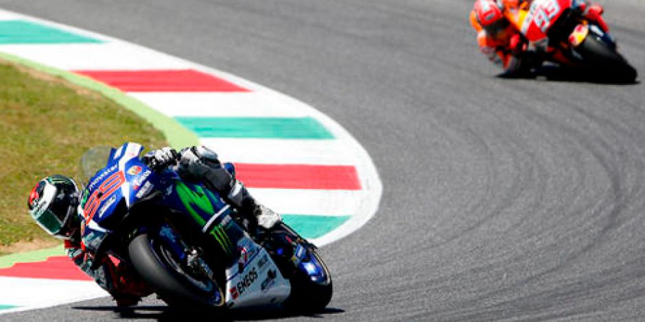 El español Lorenzo rebasa a Márquez y gana el MotoGP de Italia