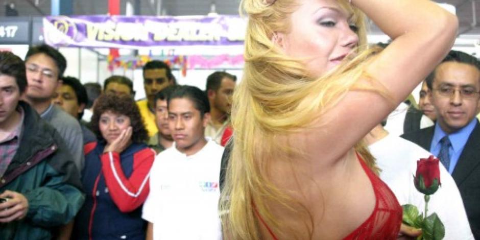 Iguala prohíbe show travesti