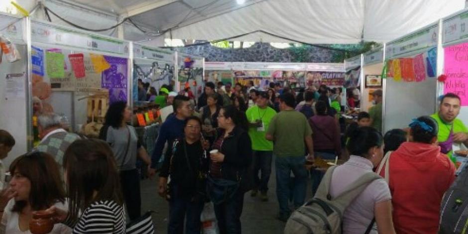 Inauguran la Feria del Chocolate y Pan de muerto en Coyoacán