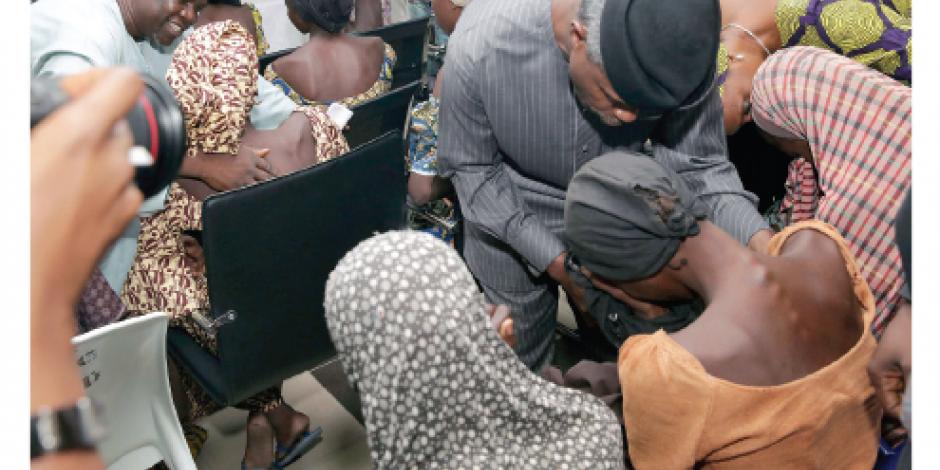 En libertad, 21 de las 276 niñas plagiadas hace 2 años en Nigeria