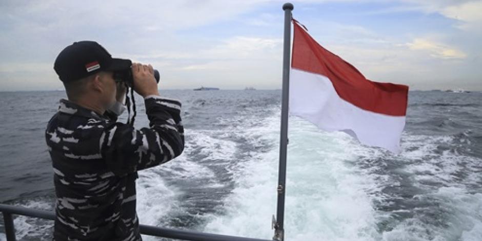 Avión de la Policía de Indonesia se estrella en el mar con 12 pasajeros a bordo