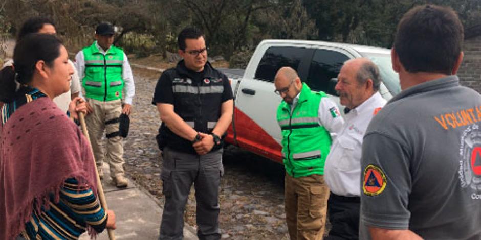 Autoridades de Protección Civil recorren zonas cercanas al Volcán de Colima