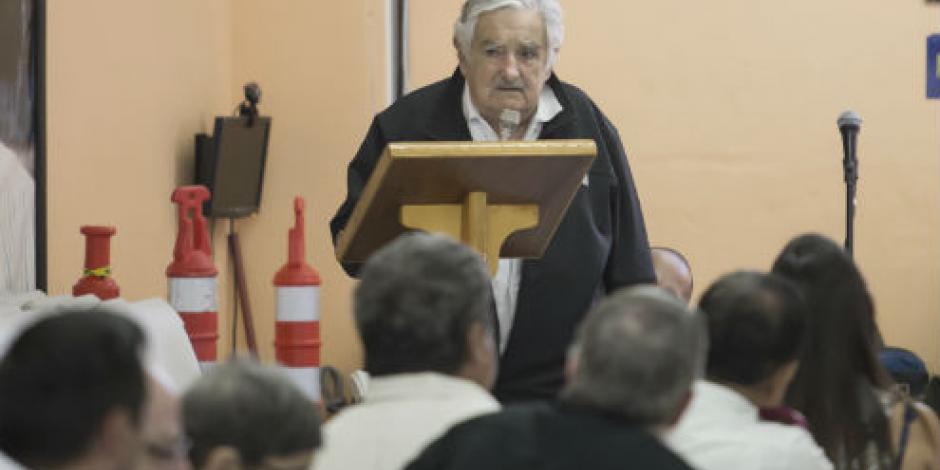Otorga UABC Honoris Causa a Pepe Mujica