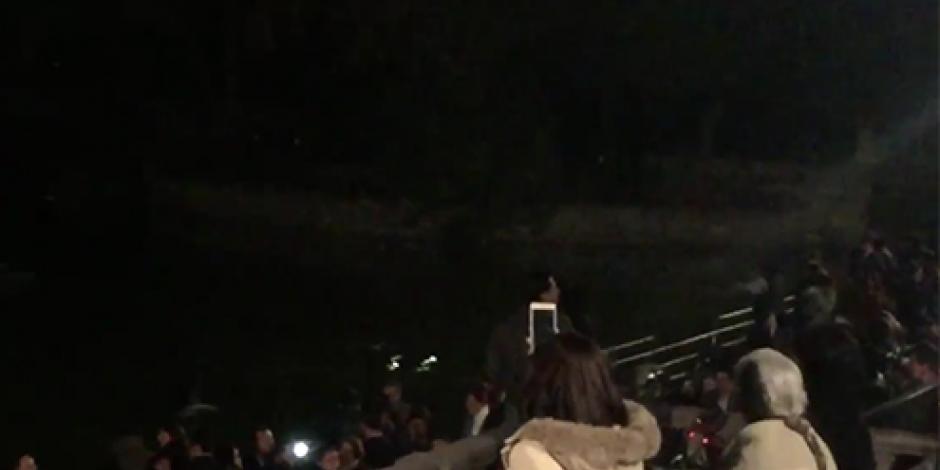 Lanzan sillas por cancelación del Lago de los Cisnes en Chapultepec